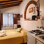 Borgo Villa Certano - Case Vacanza In Toscana Siena
