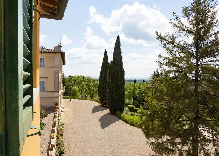 Lantgård Borgo Villa Certano - Case Vacanza In Toscana