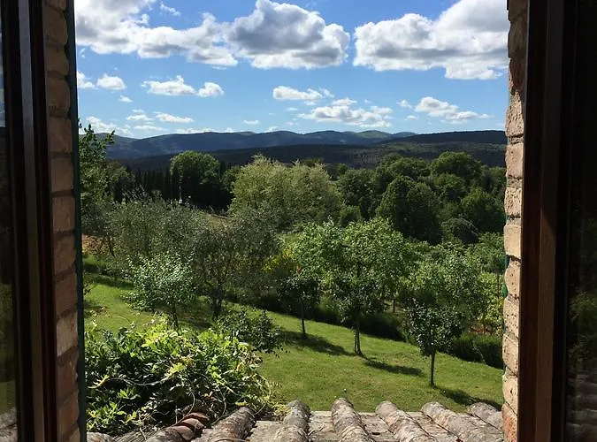 Borgo Villa Certano - Case Vacanza In Toscana Lantgård
