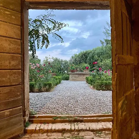 Borgo Villa Certano - Case Vacanza In Toscana Siena