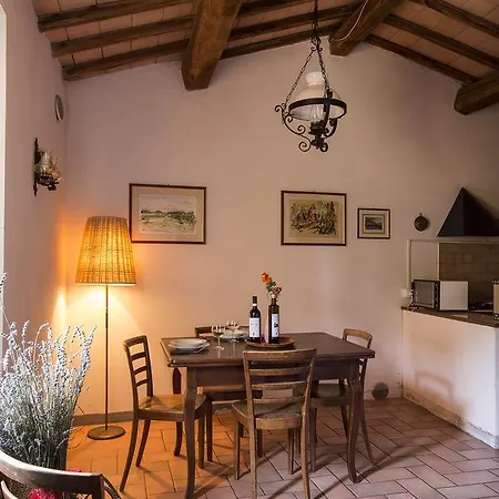 Farm stay Borgo Villa Certano - Case Vacanza In Toscana Siena