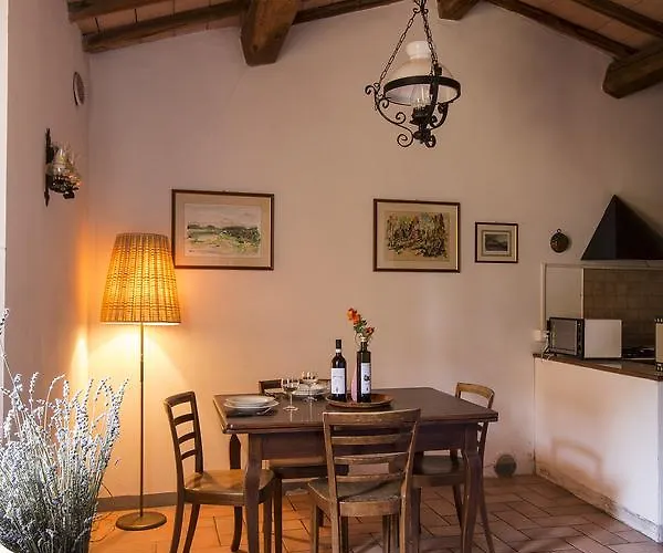 Farm stay Borgo Villa Certano - Case Vacanza In Toscana Siena